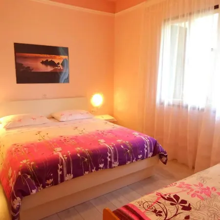 House Elda Beach Area Maj For Maximum 12 Persons ゲストハウス ポレッチ